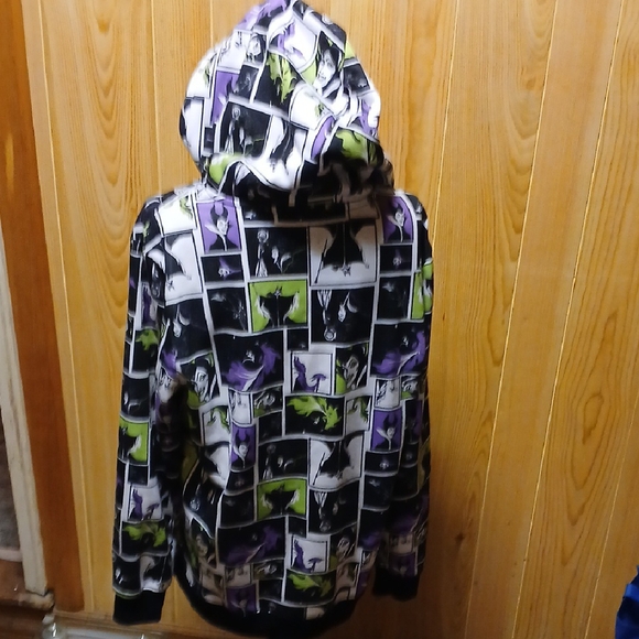 Disney Villains Black and Purple Hoodie Size Medium - Picture 6 of 6